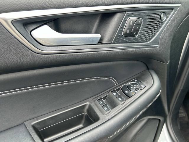 Certified 2024 Ford Edge Titanium image 17