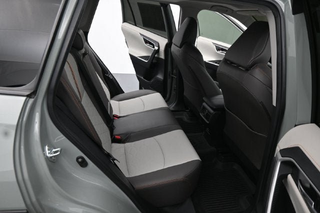 Used 2022 Toyota RAV4 Adventure w/ Convenience Package AWD/4WD image 16