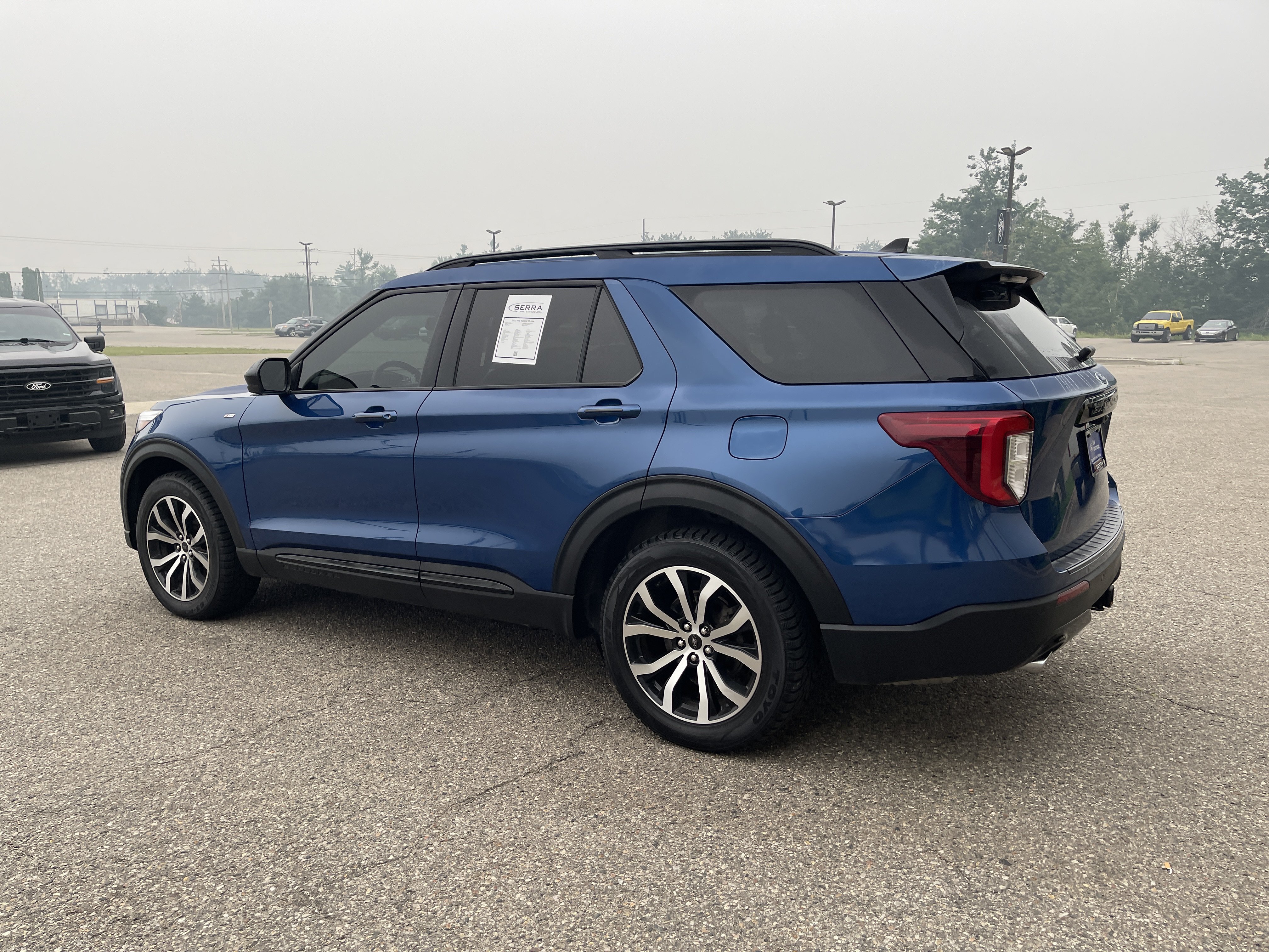 Certified 2022 Ford Explorer ST-Line w/ Class IV Trailer Tow Package AWD/4WD image 7
