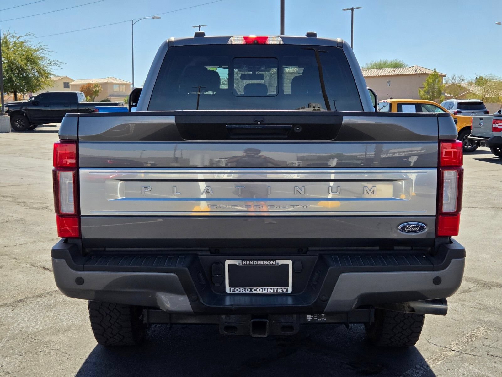 Certified 2021 Ford F250 Platinum w/ FX4 Off-Road Package AWD/4WD image 5