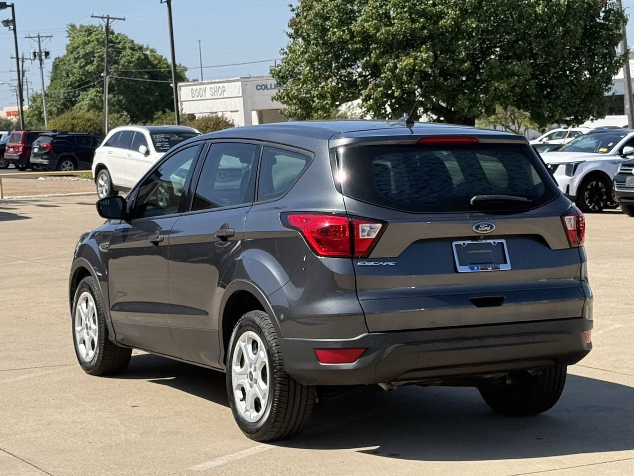 Certified 2019 Ford Escape S FWD image 5