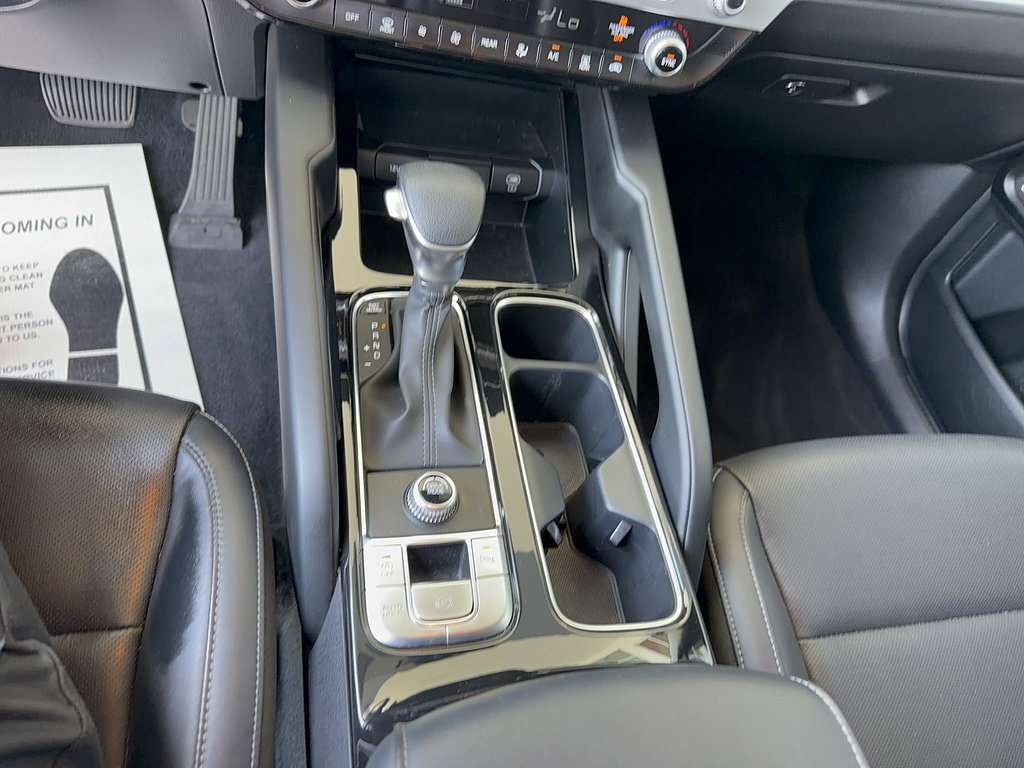 Used 2023 Kia Telluride LX FWD image 25