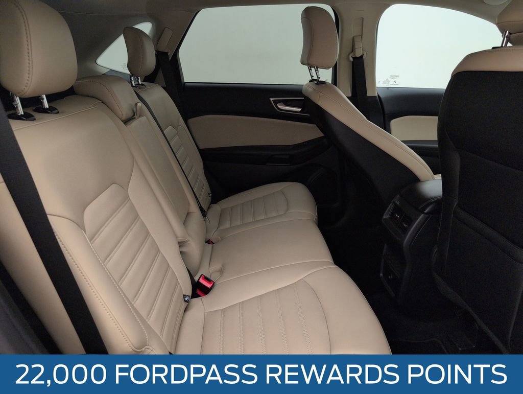 Certified 2024 Ford Edge SEL image 16