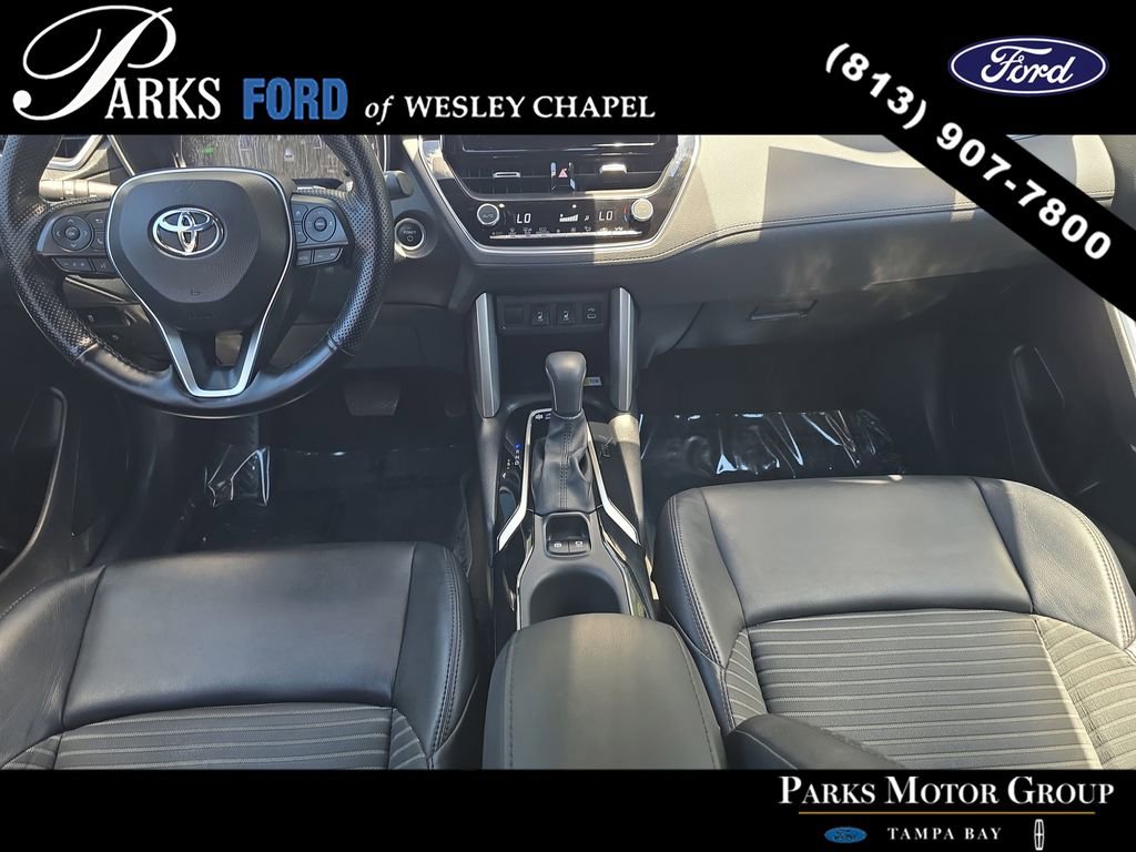 Used 2023 Toyota Corolla Cross AWD Hybrid w/ Convenience Package image 11