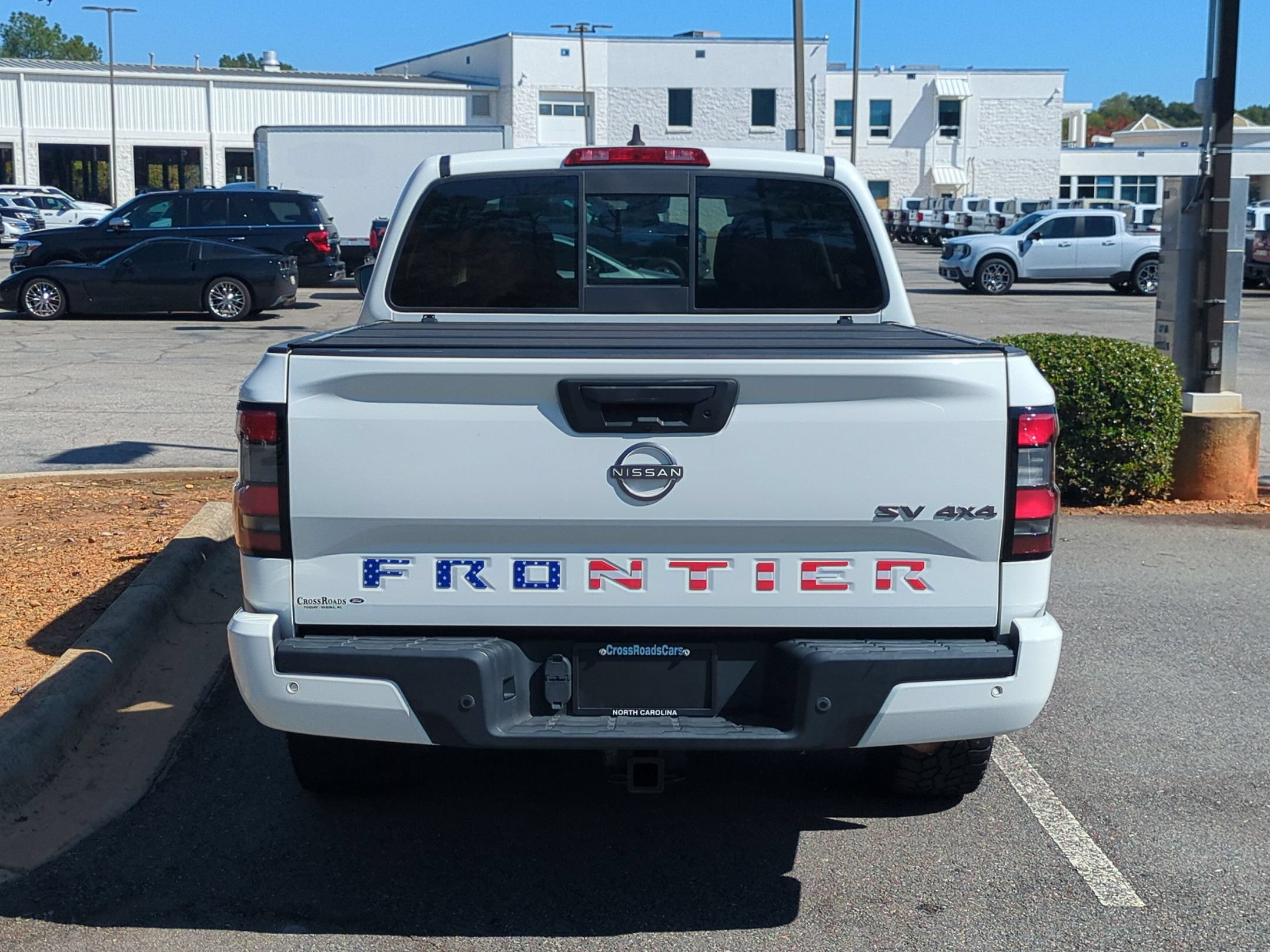 Used 2022 Nissan Frontier SV AWD/4WD image 4