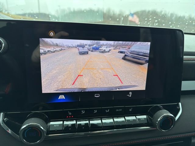 Used 2023 Chevrolet Colorado Z71 w/ Z71 Convenience Package 2 image 21