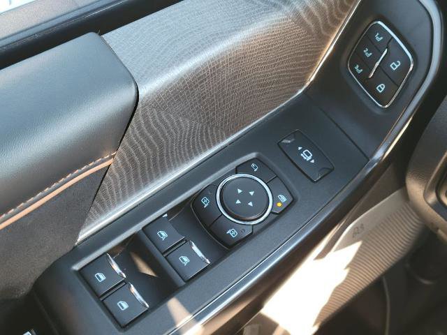 Certified 2024 Ford F350 Platinum image 25