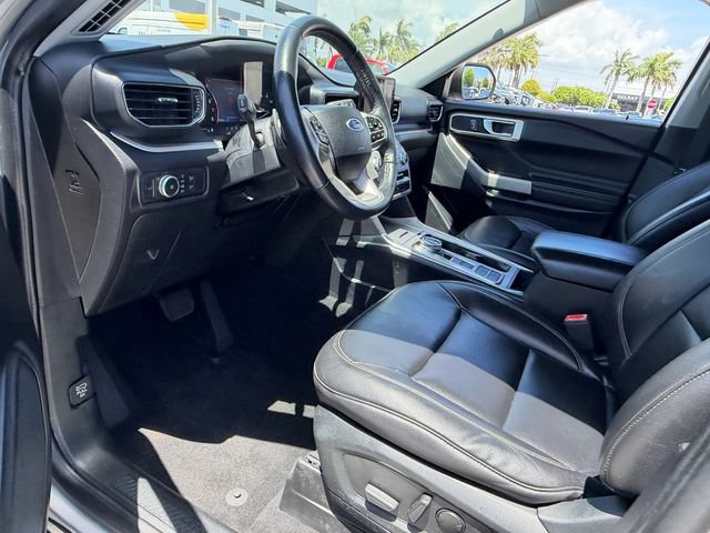 Certified 2020 Ford Explorer XLT w/ Equipment Group 202A RWD image 11