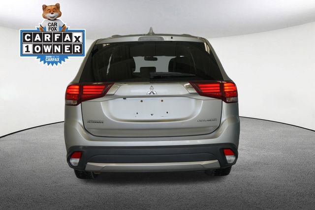 Used 2018 Mitsubishi Outlander ES FWD image 11