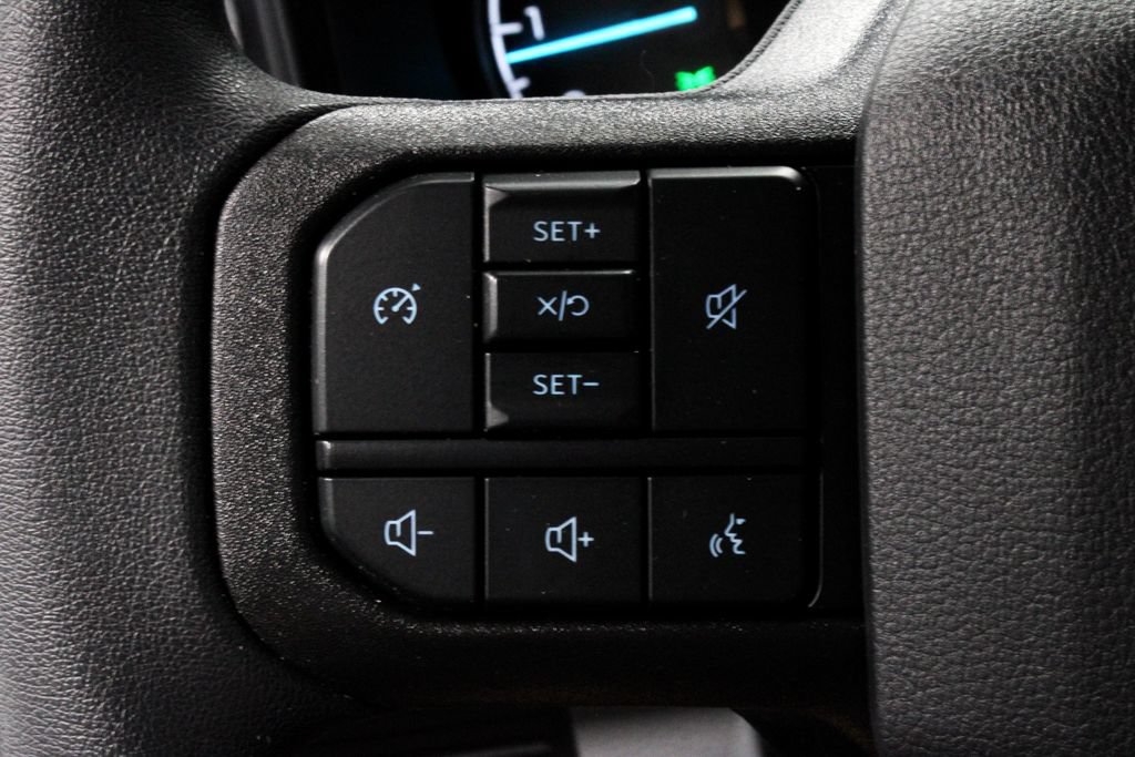 Certified 2025 Ford F250 XL AWD/4WD image 27