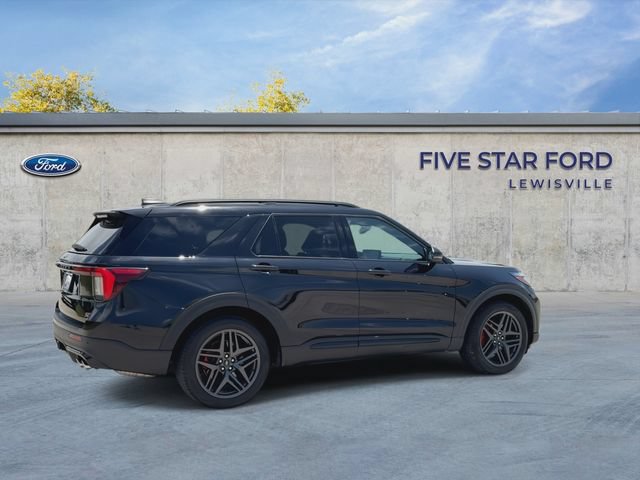 Certified 2025 Ford Explorer ST AWD/4WD image 8