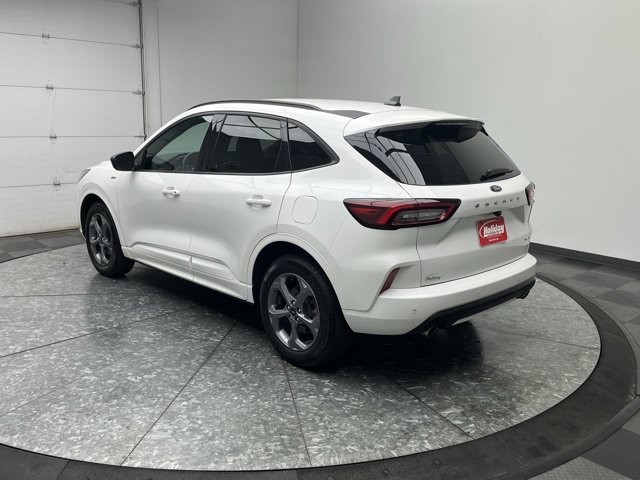 Certified 2023 Ford Escape ST-Line w/ Tech Pack #1 AWD/4WD image 2