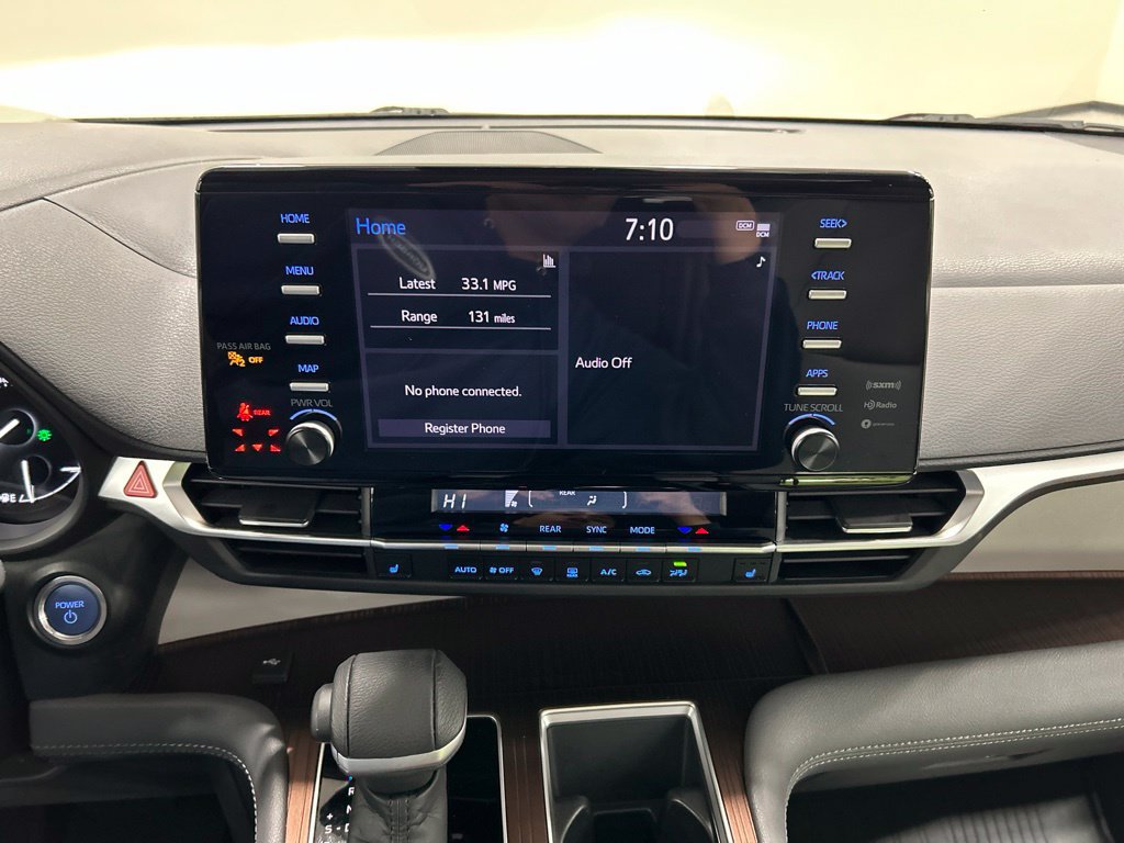 Used 2021 Toyota Sienna XLE AWD/4WD image 18