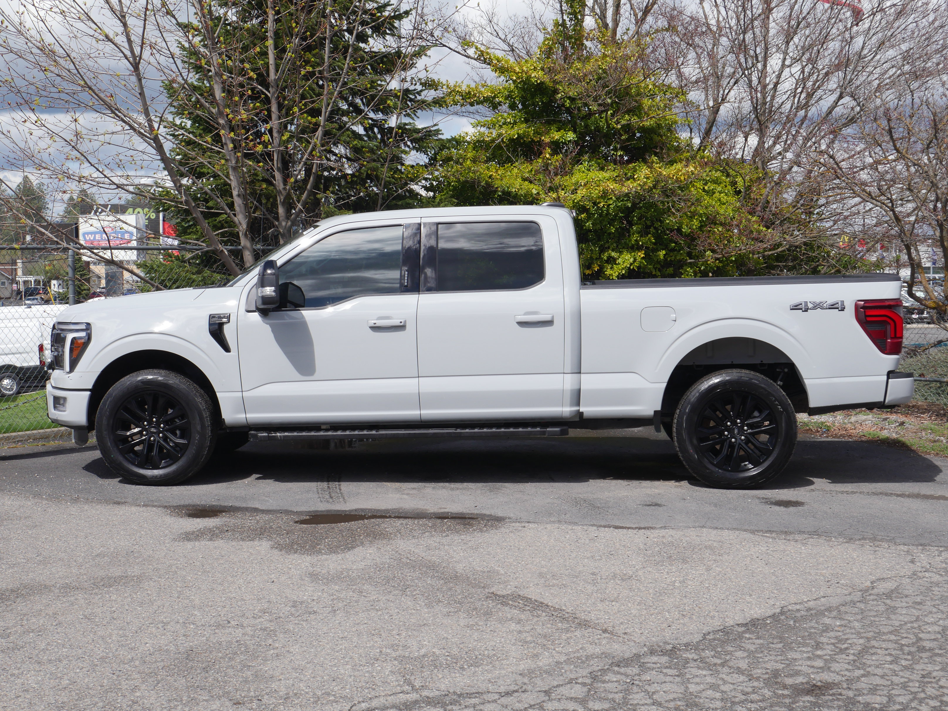 Certified 2024 Ford F150 Lariat w/ Tow/Haul Package AWD/4WD image 19
