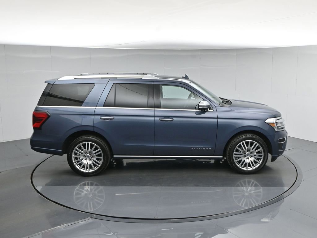 Certified 2023 Ford Expedition Platinum image 8