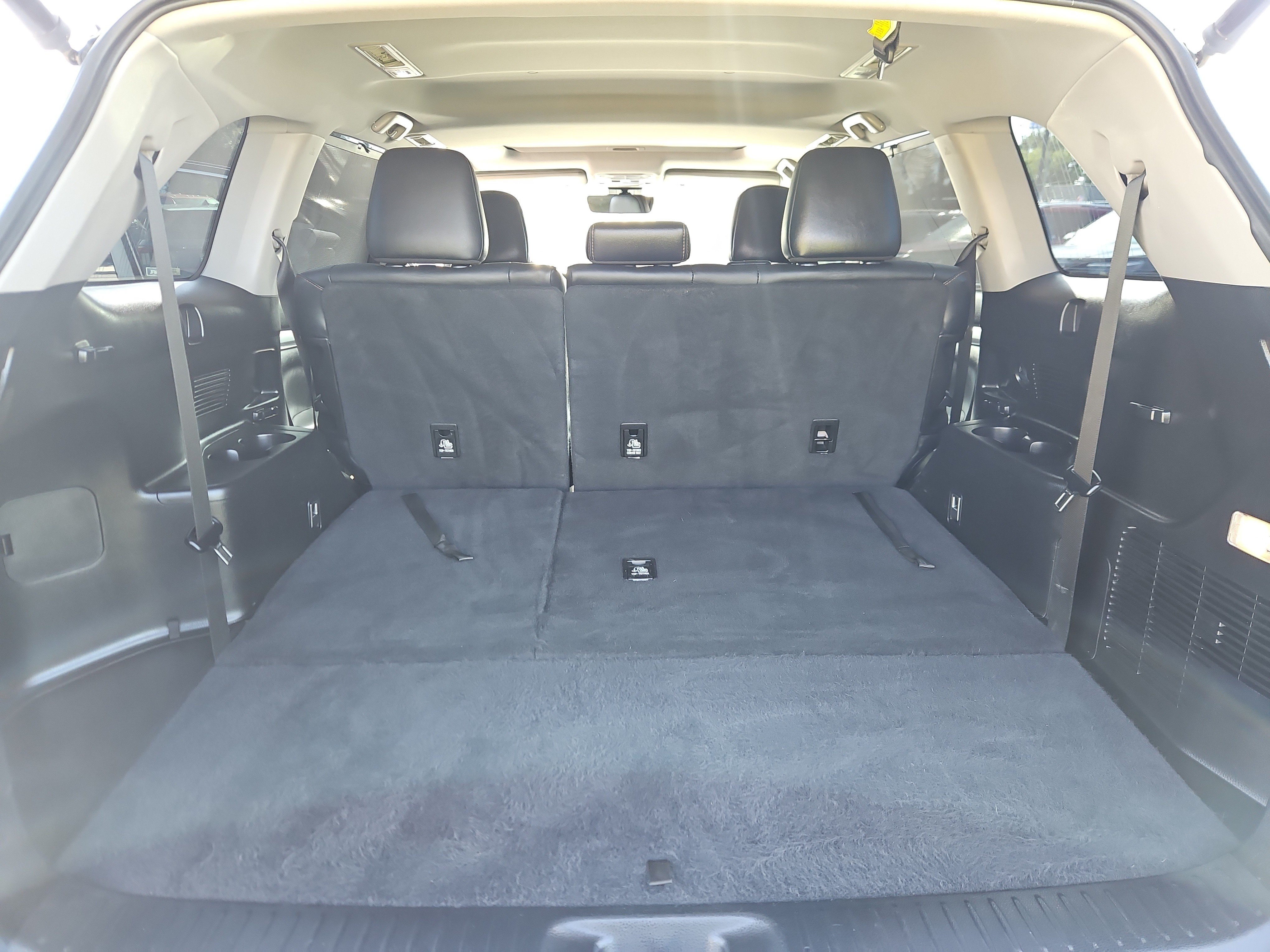 Used 2018 Toyota Highlander XLE AWD/4WD image 17