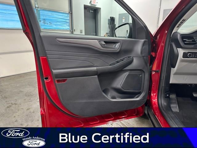 Certified 2025 Ford Escape Active image 23