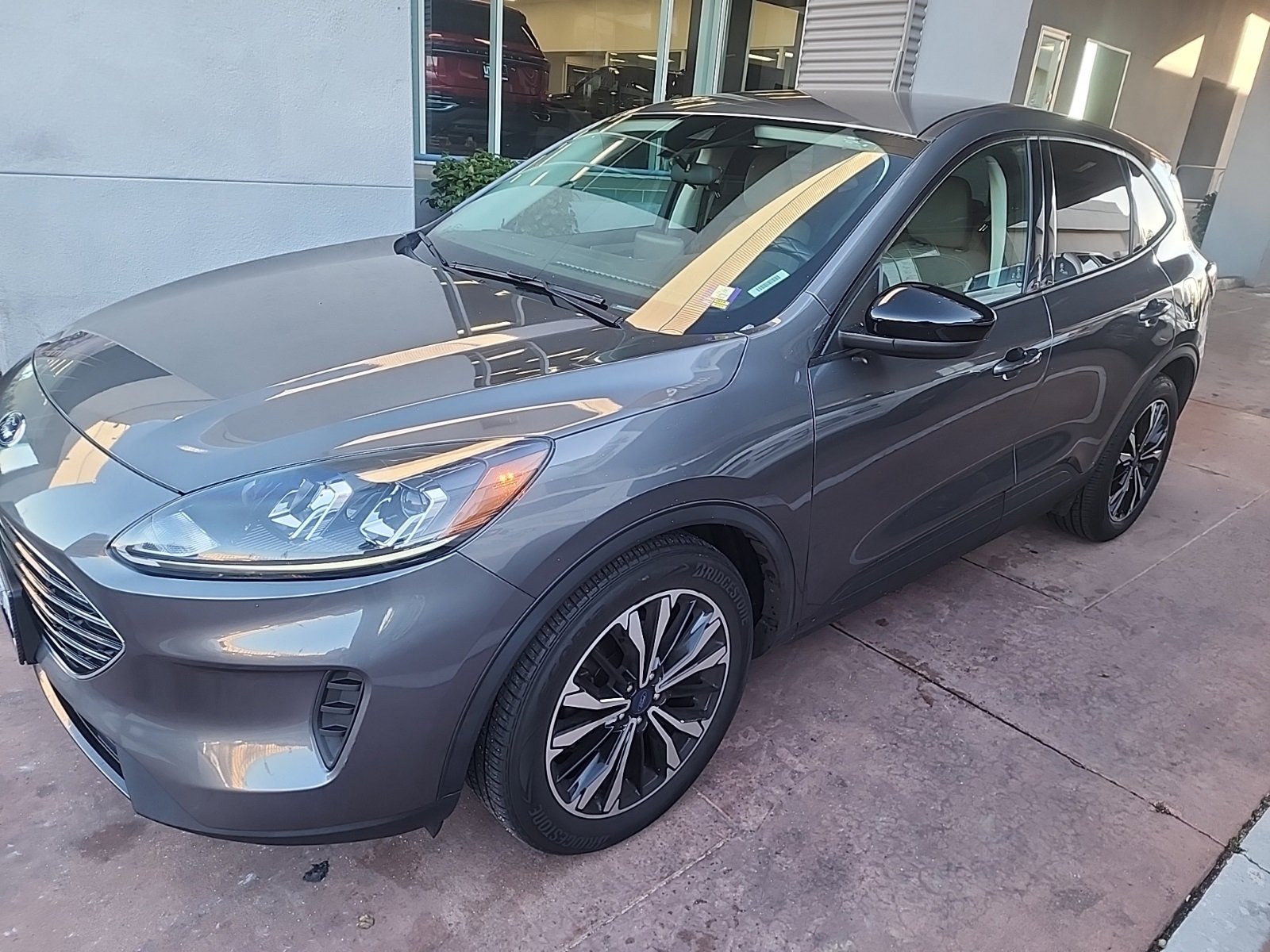 Certified 2022 Ford Escape SE w/ SE Sport Appearance Package image 1