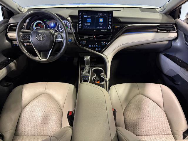 Used 2024 Toyota Camry XLE w/ Navigation Package FWD image 6