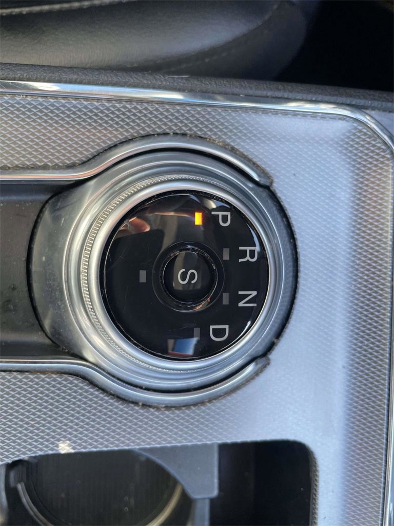 Certified 2021 Ford Edge Titanium image 17