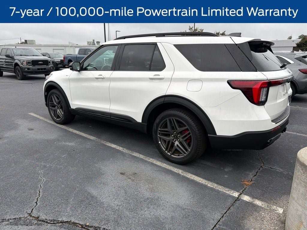 Certified 2025 Ford Explorer ST-Line w/ ST-Line Street Pack AWD/4WD image 4
