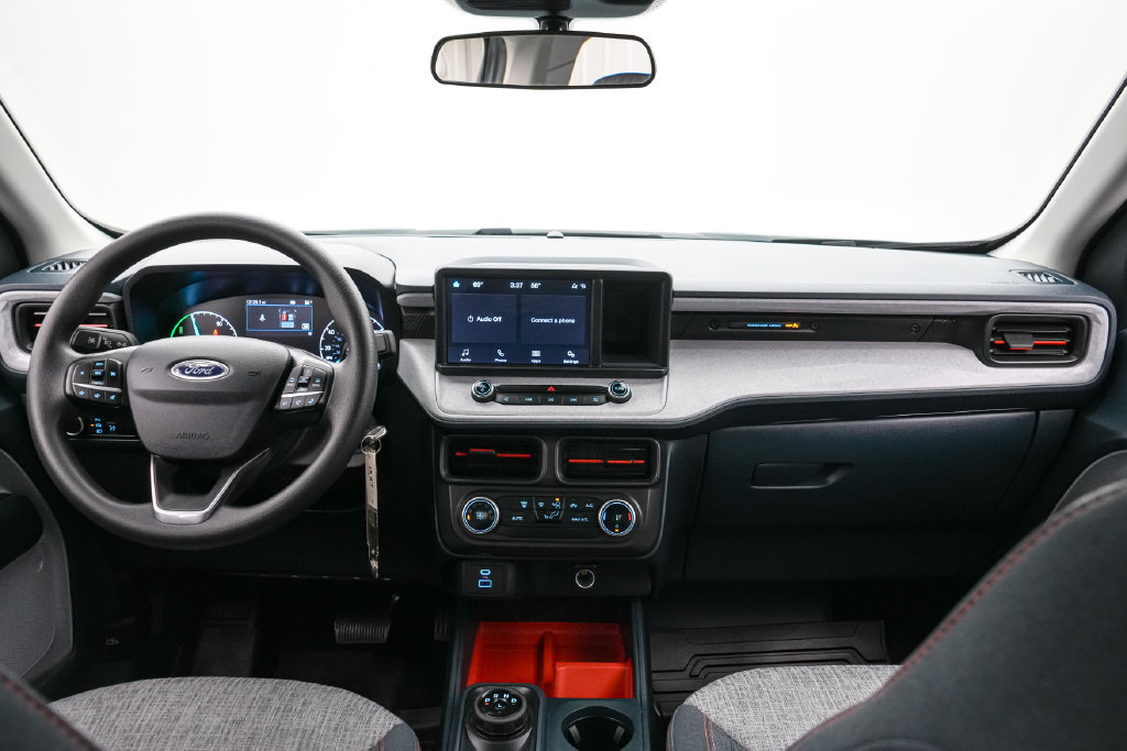 Certified 2023 Ford Maverick XLT FWD image 15