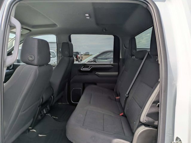 Used 2025 Chevrolet Silverado 2500 LT w/ Convenience Package AWD/4WD image 14