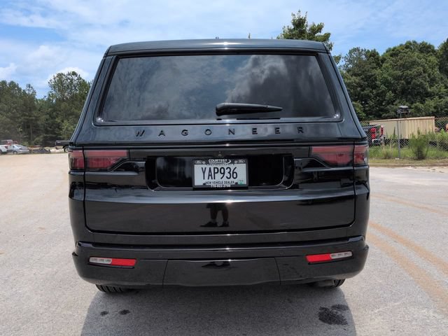 Used 2024 Jeep Wagoneer Series II w/ Convenience Group I AWD/4WD image 6