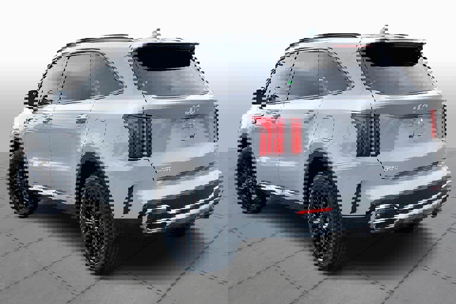 Used 2023 Kia Sorento SX image 4