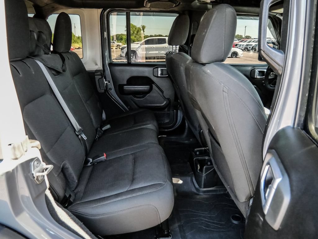 Used 2023 Jeep Wrangler Unlimited Sport AWD/4WD image 21