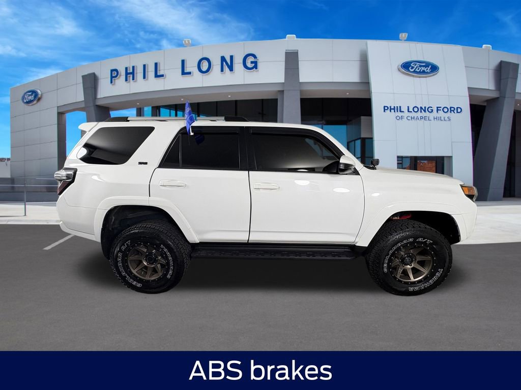 Used 2020 Toyota 4Runner Venture AWD/4WD image 6