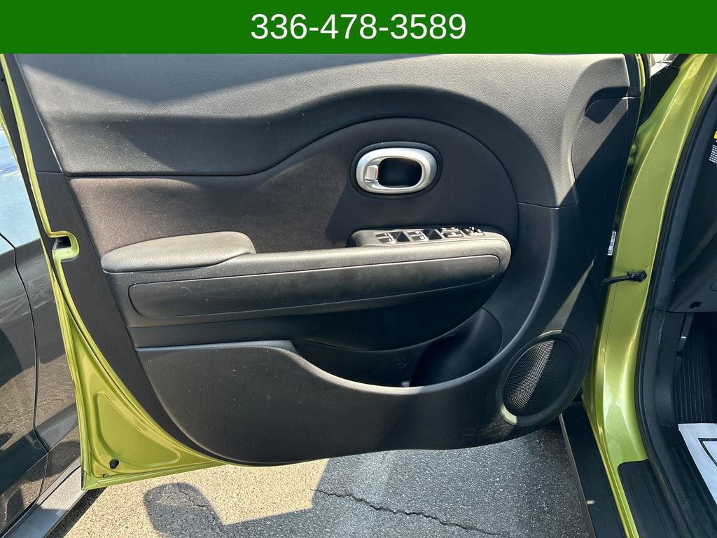 Used 2019 Kia Soul + FWD image 10