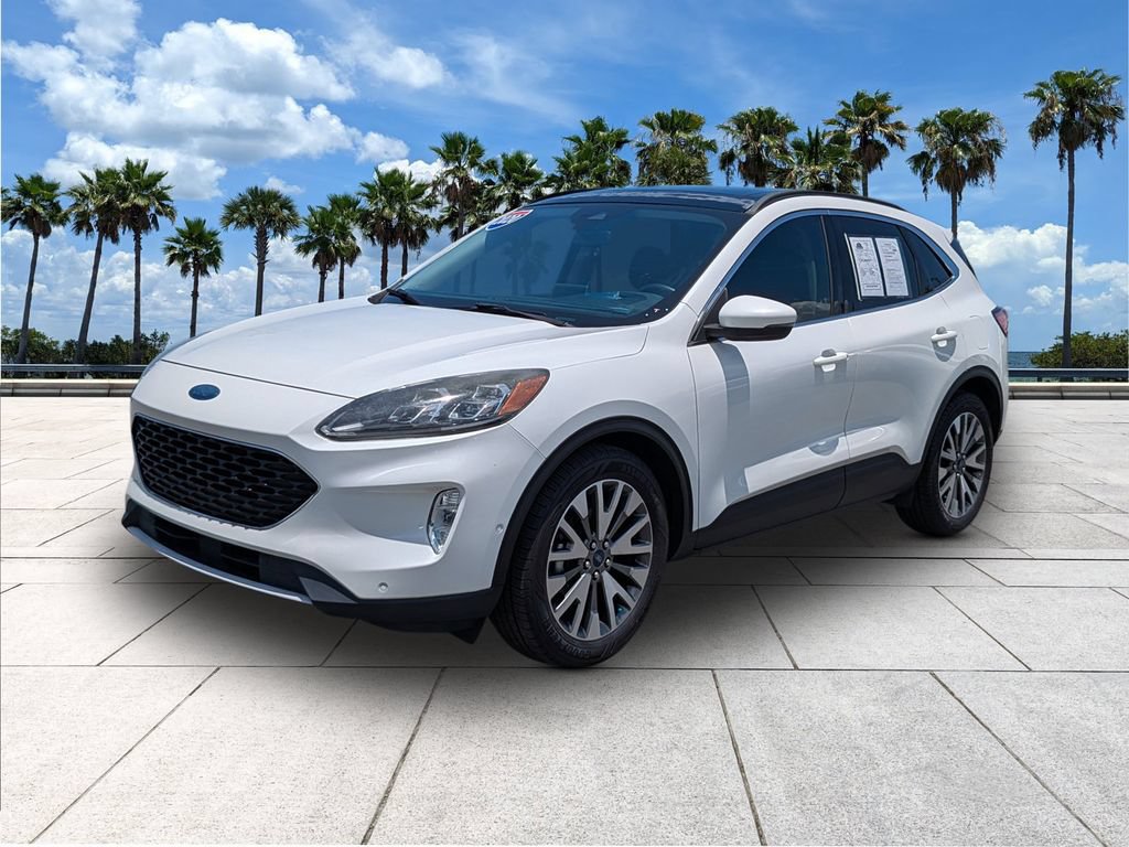Certified 2020 Ford Escape Titanium w/ Titanium Premium Package 2.0 FWD image 43