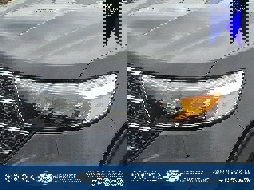 Certified 2022 Ford Explorer XLT w/ Equipment Group 202A image 9