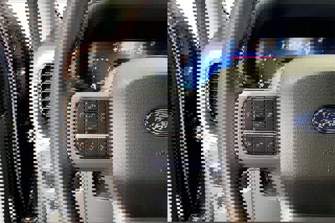 Certified 2025 Ford F150 XLT w/ Equipment Group 301A Standard image 21