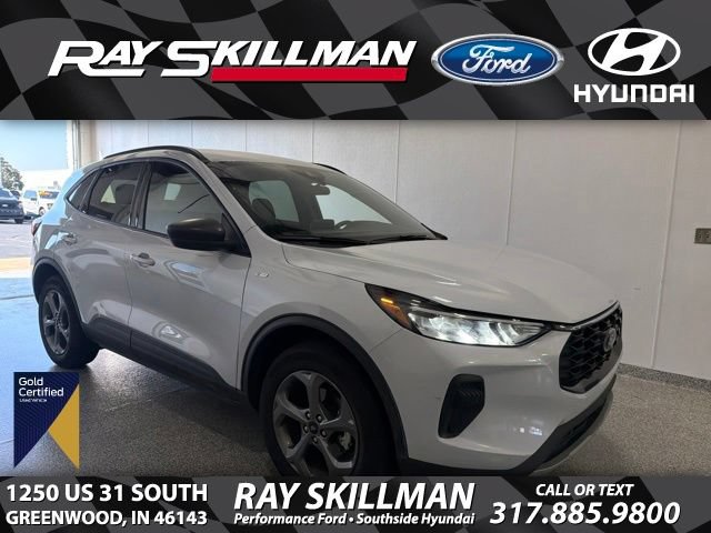 Certified 2026 Ford Escape ST-Line AWD/4WD image 1