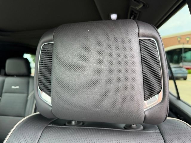 Used 2026 Cadillac Escalade Sport w/ Touring Package AWD/4WD image 14