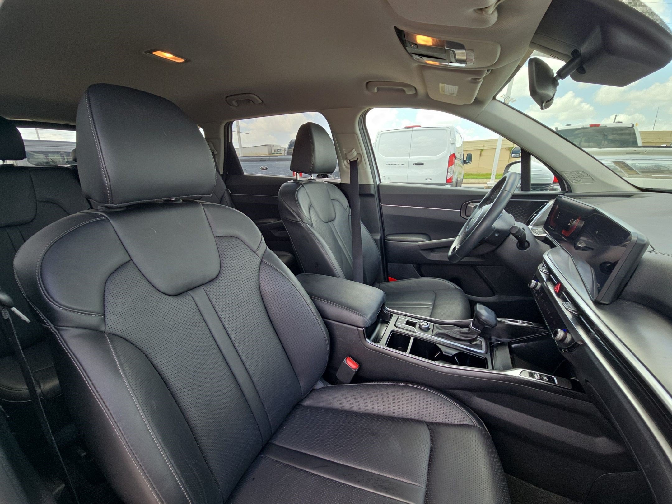 Used 2025 Kia Sorento S FWD image 57