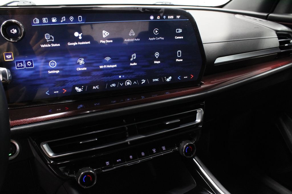 Used 2024 Chevrolet Traverse Z71 AWD/4WD image 28