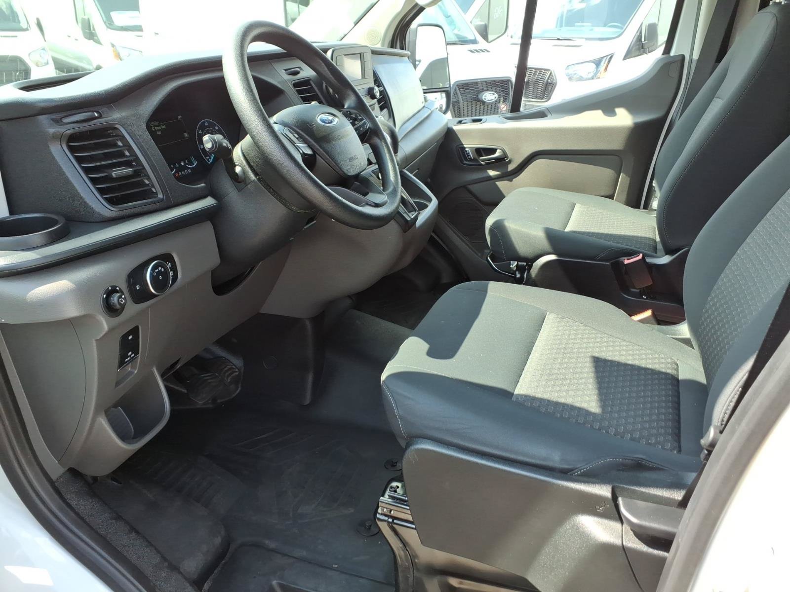 Certified 2025 Ford Transit 250 Low Roof w/ Exterior Upgrade Package RWD image 11