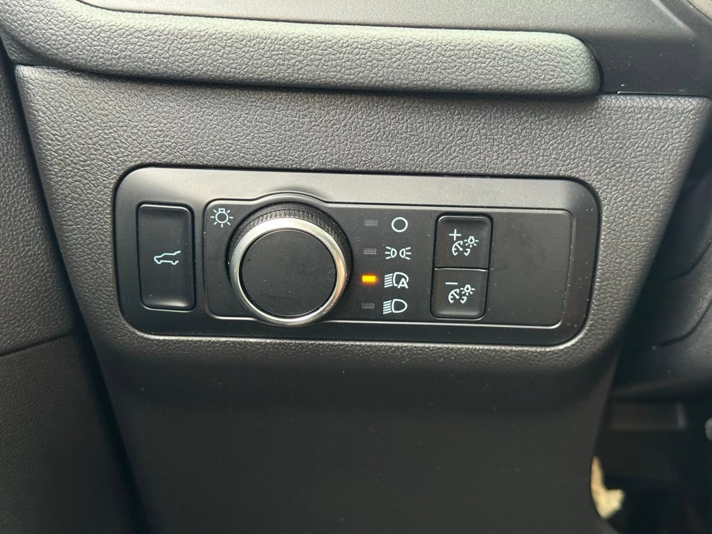 Certified 2024 Ford Escape Active AWD/4WD image 35