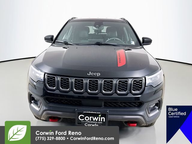 Used 2024 Jeep Compass Trailhawk AWD/4WD video 2