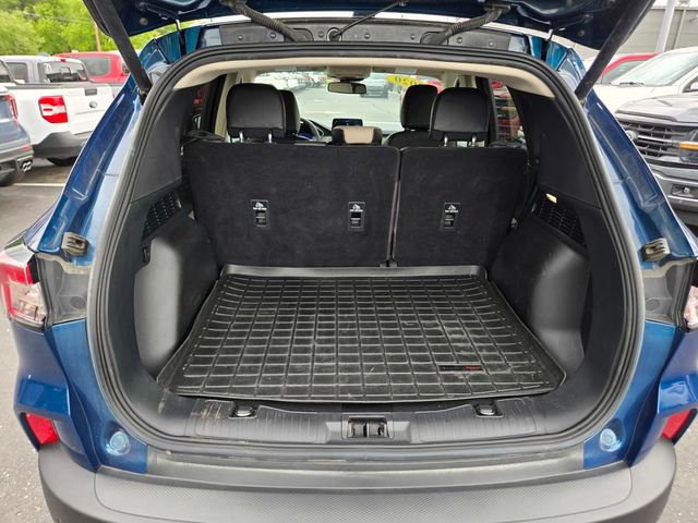 Certified 2020 Ford Escape Titanium AWD/4WD image 34