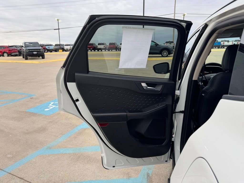 Certified 2020 Ford Escape SEL image 29