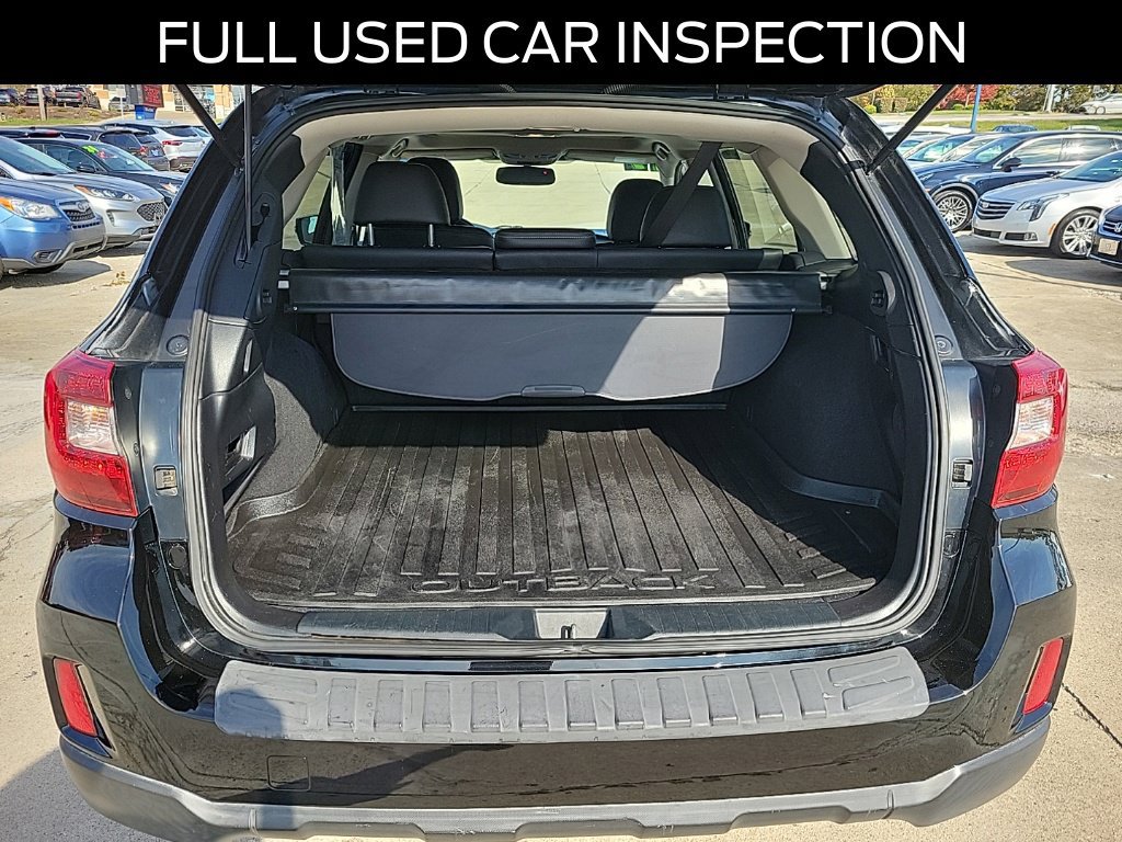 Used 2017 Subaru Outback 2.5i Limited AWD/4WD image 6