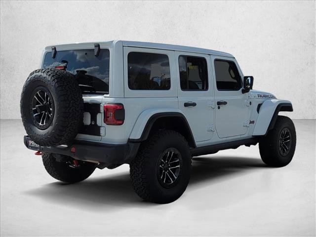 Used 2025 Jeep Wrangler Unlimited Rubicon image 3