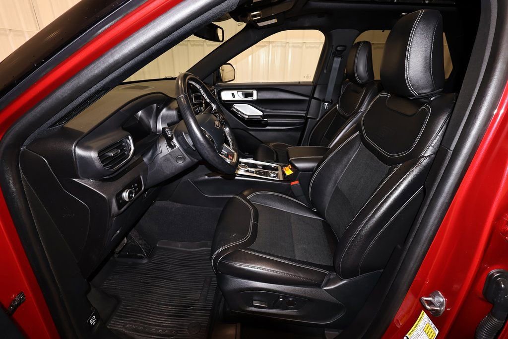 Certified 2023 Ford Explorer ST w/ Equipment Group 401A AWD/4WD image 17