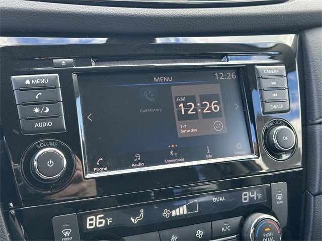 Used 2020 Nissan Rogue SV image 22