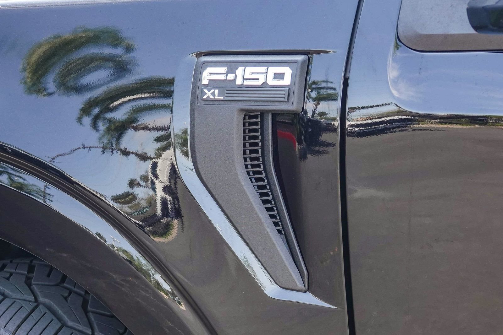 Certified 2024 Ford F150 XL w/ Equipment Group 103A High image 10