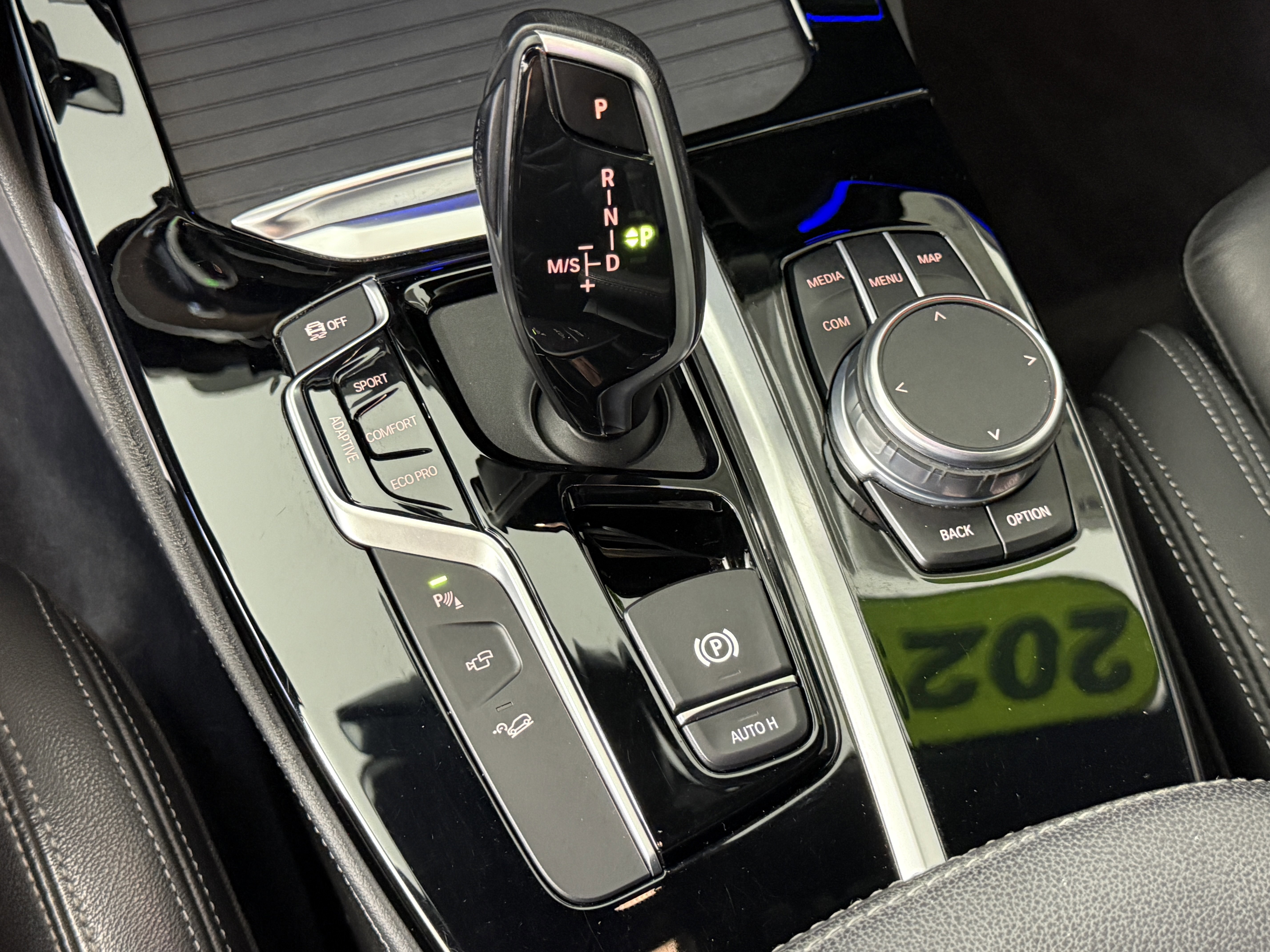 Used 2021 BMW X4 M40i w/ Executive Package image 23